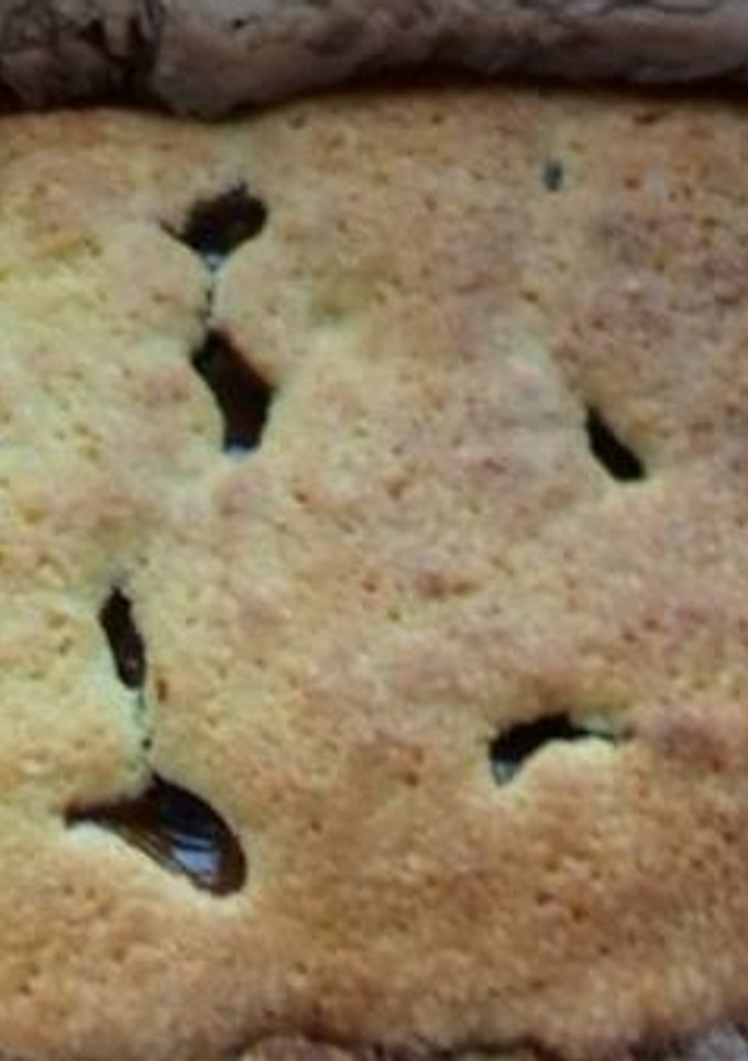 Una foto de Brownie de coco y dulce de leche
