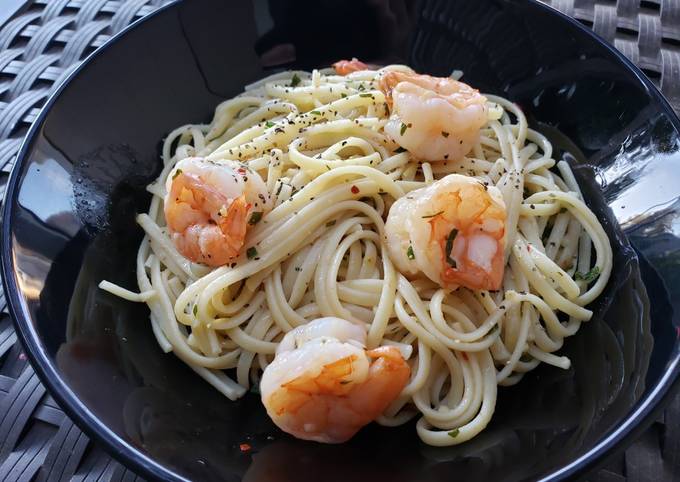 Simple Way to Make Super Quick Homemade Shrimp Linguine