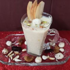 Makhana apple kheer A picture of Makhana apple kheer.
