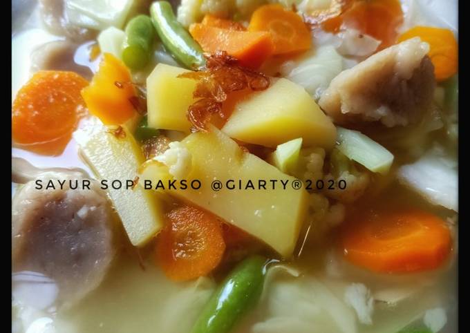 Resep Sayur Sop Bakso oleh Giarty - Cookpad