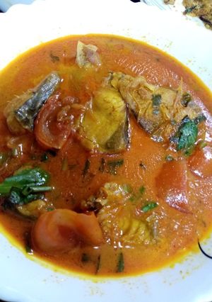 রুই মাছ আর টমেটো মাখা ঝোলে রেসিপির প্রধান ছবি