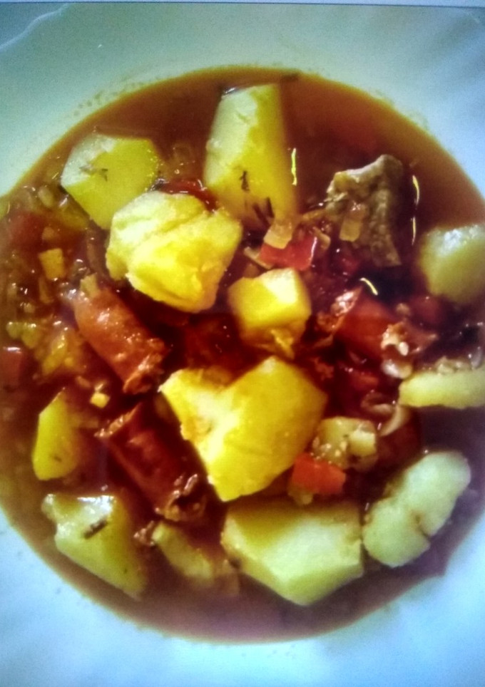 Una foto de Patatas a la riojana