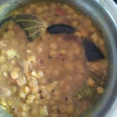 A picture of Coconut chana daal.