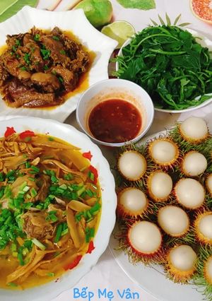 Hình của món Mâm cơm gia đình thời covid19.