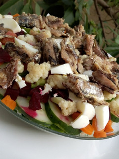 A picture of Titus salad.