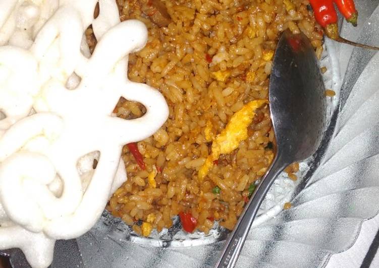 Langkah Mudah untuk Menyiapkan 🍛 5. Nasi goreng 🍛, Lezat Sekali