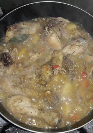 Una foto de Pollo a la cerveza