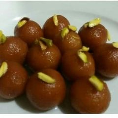 A picture of Instant Bread Gulab Jamun😋😋😋.