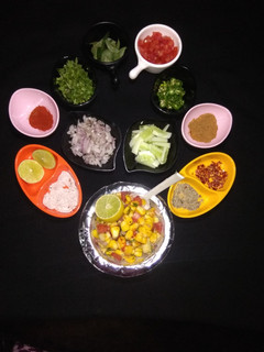 स्वीट कॉर्न चाट (Sweet Corn Chaat recipe in Hindi) रेसिपी मुख्य फोटो
