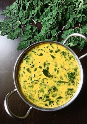 A picture of MURINGAYILA(DRUMSTICK LEAVES) MULAKUSHYAM(CURRY).