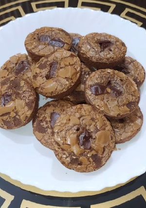 A picture of Brownie Bites.