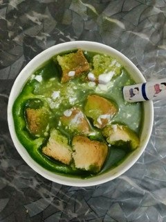પાલક સૂપ (Spinach Soup Recipe In Gujarati) રેસીપી મુખ્ય ફોટો