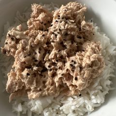 Tuna Mayo Rice Bowl A picture of Tuna Mayo Rice Bowl.