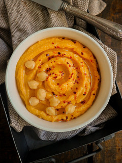 Una foto de Hummus de calabaza