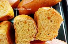Bánh mì Việt Nam với thanh long