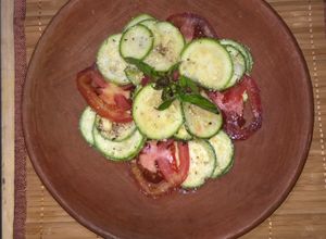 Una foto de Ensalada de calabacín