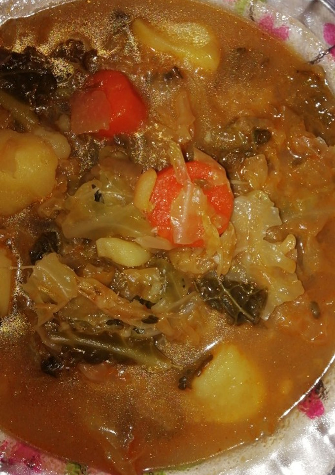 Una foto de Caldo con verduras