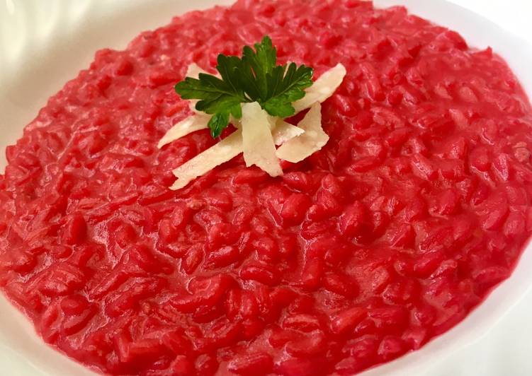 Risotto alla barbabietola e gorgonzola