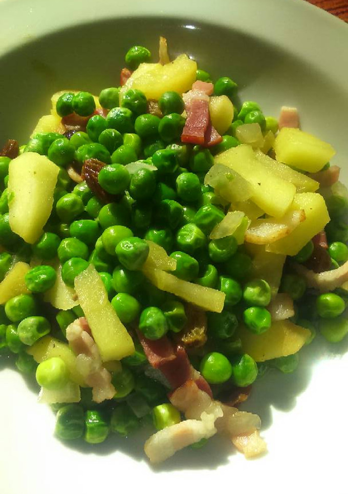 Una foto de Guisantes con manzana y bacon