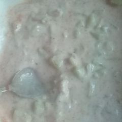 A picture of Cucumber raita.