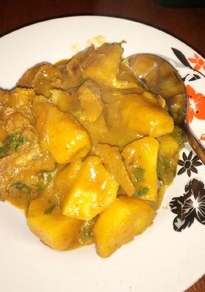 A picture of Beef matoke.