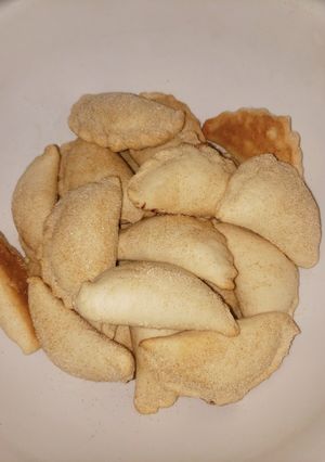 Una foto de Empanadas borrachas🍺🍺