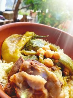 صورة لوصفة كسكس بالخضار واللحم😋👌👌👍🤗 مع لمة العيله 🐼🌺👍