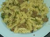 Buttered fusilli with okra and grounded beef