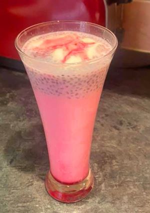 A picture of Rose subja seeds milkshake.