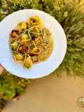 Sombreri al pesto di fiori di zucca e vongole