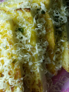 Foto resep Garlic Bread Roti Tawar Tabur Keju