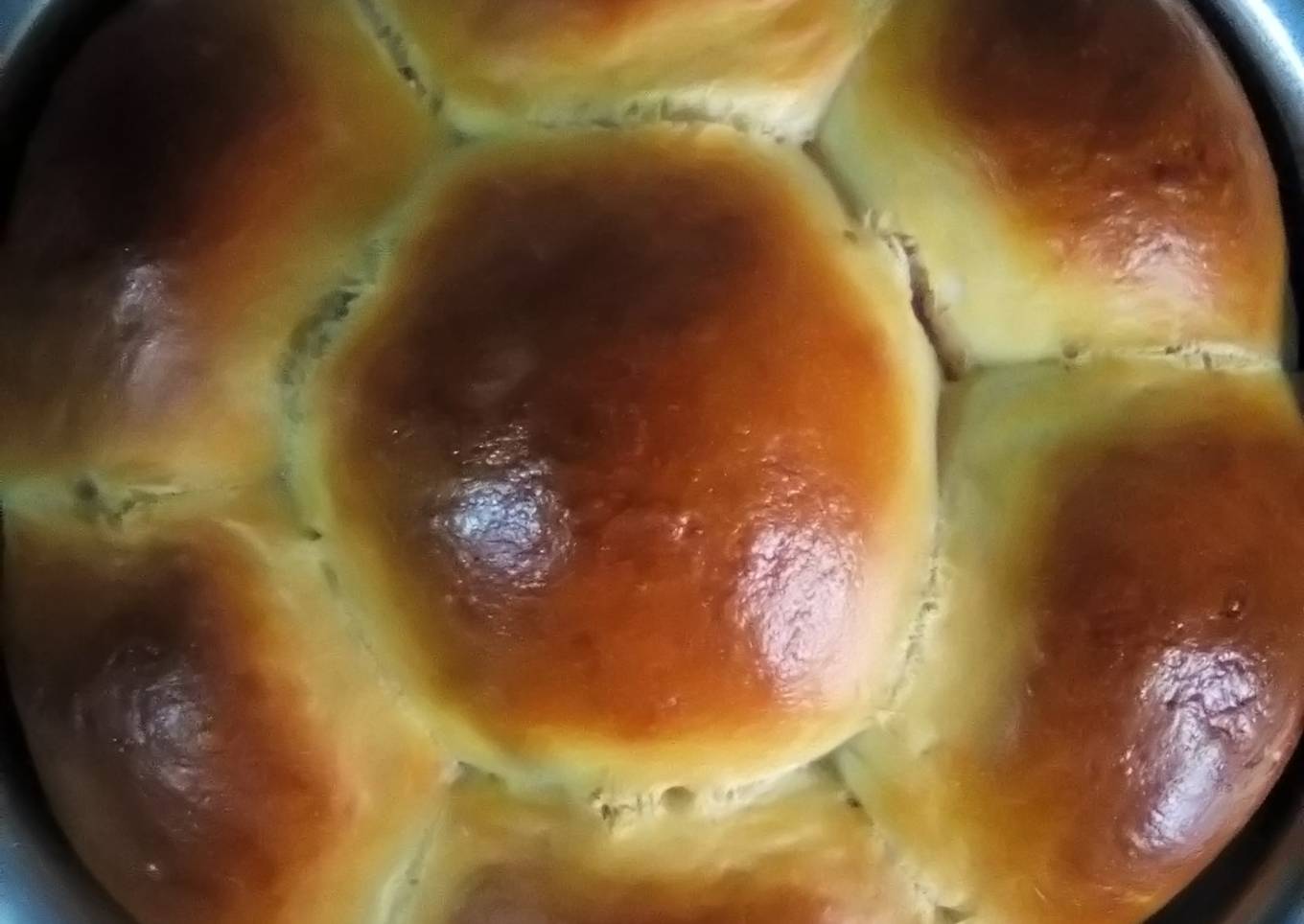 Egg-less bread buns