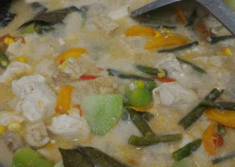 Bagaimana Menyiapkan Sayur lodeh tahu-tempe yang Bikin Ngiler