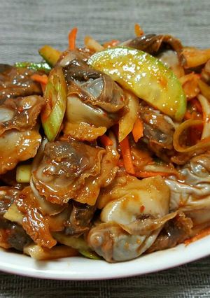 Hình của món 피꼬막무침 Gỏi Sò Lông.