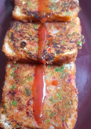 A picture of Bread pizza.