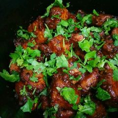 A picture of Schezwan Chicken Dry.