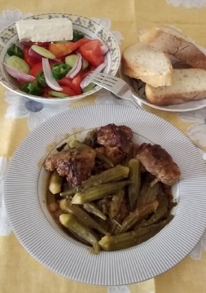 Φωτογραφία της συνταγής Μπάμιες με μοσχαρίσιο κρέας στο φούρνο