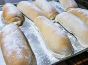 Una foto de pan de hot dog