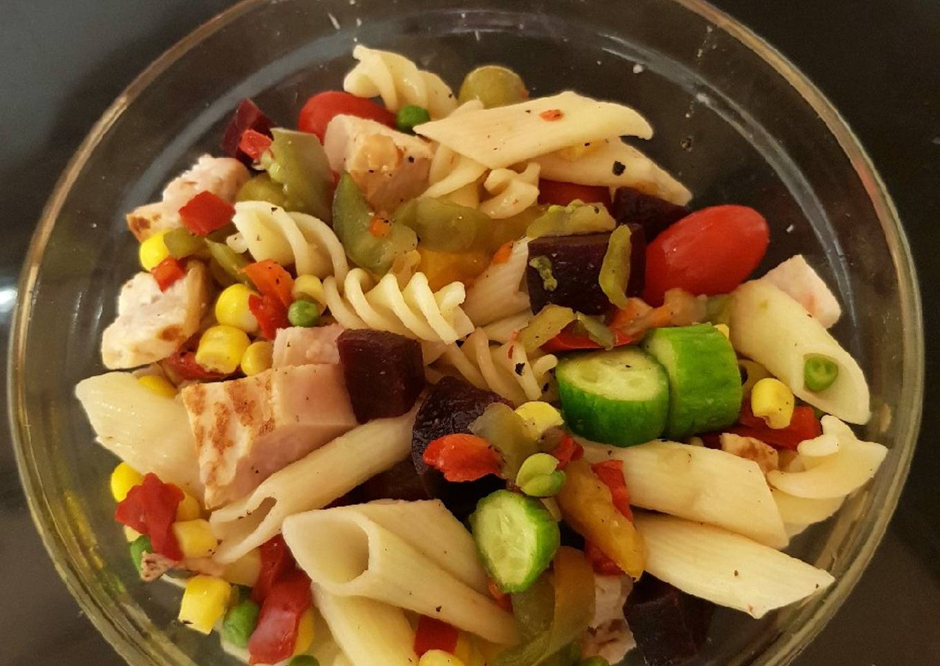 My Veggie, Salad, Chicken & Pasta. ðŸ˜ƒ