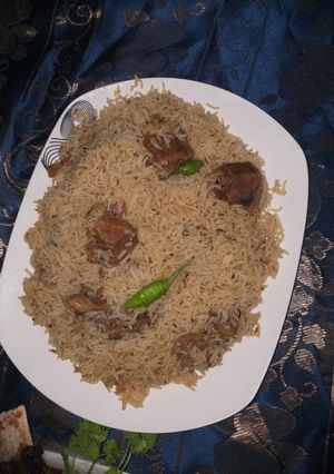 A picture of Zera chawl with beef.