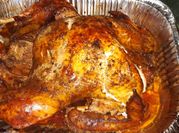 Una foto de adobo para pavo al horno