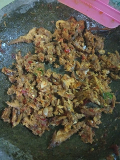 Foto resep Sambal Ikan Keranjang (ikan pindang)
