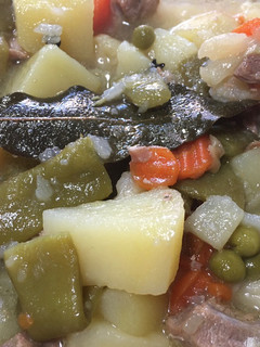 Una foto de 143. Ragout de ternera con menestra