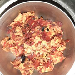 A picture of Papad dry curry.