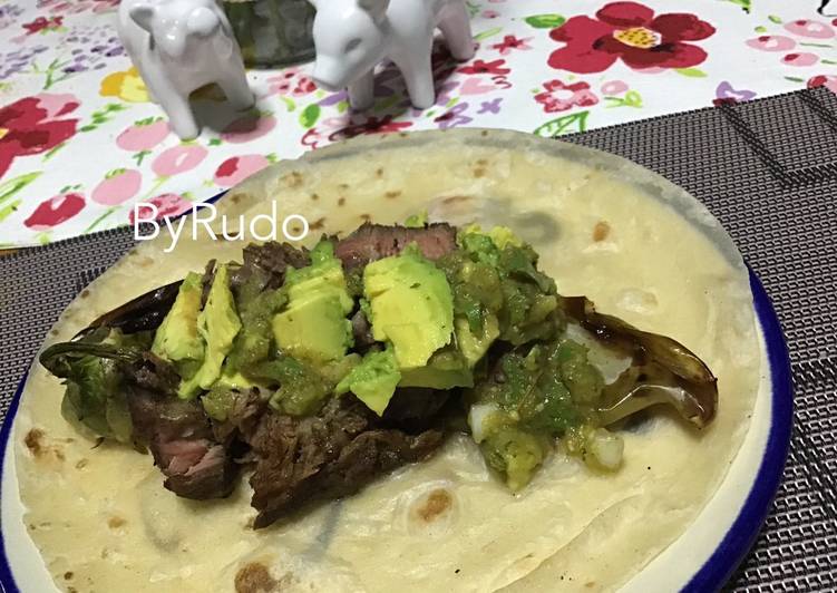 Taco de chile y Ribeye