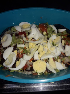 Una foto de Ensalada Mixta con porotos colorados
