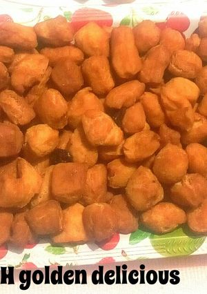 A picture of Chin chin.