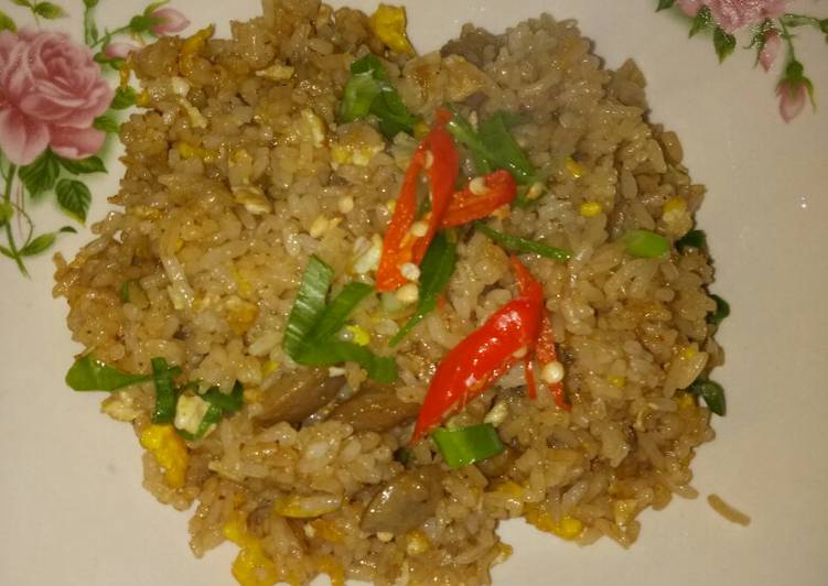 Langkah Mudah untuk Membuat Nasi goreng bakso, Sempurna