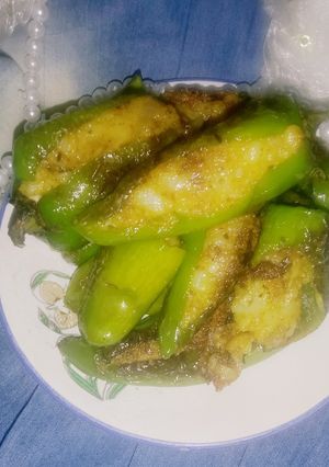 भरवा मिर्ची (bharwan mirchi recipe in Hindi) रेसिपी मुख्य फोटो