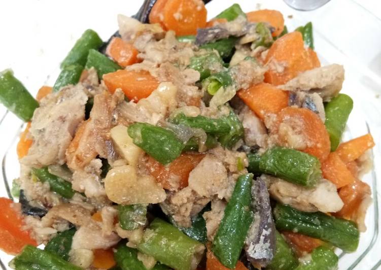 Olahan Tumis sayur ikan kembung | Cara Membuat Tumis sayur ikan kembung Yang Mudah Dan Praktis